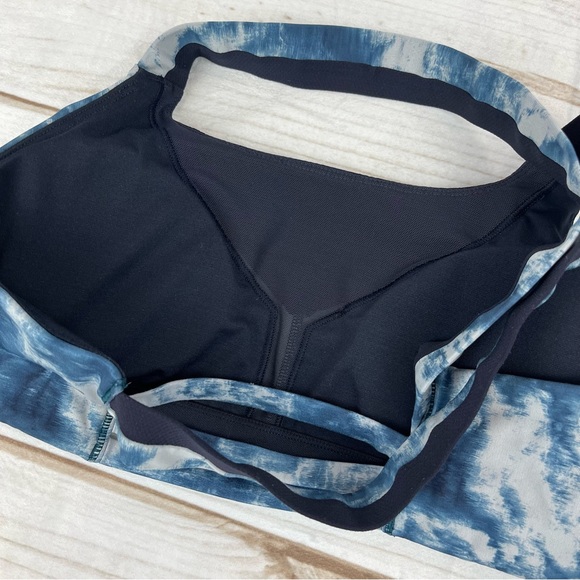 Lululemon On Your Way Sports Bra Size 8 - Picture 12 of 16